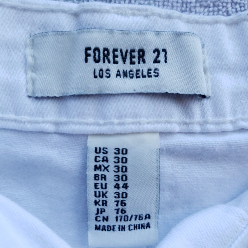 Forever 21 front button white denim y2k mini skirt Size 30 - Picture 4 of 7